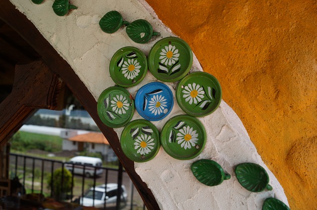 由于新冠疫 由于新冠疫